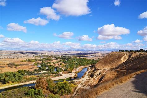 It basically consists of rice flour filled with gula melaka (palm sugar) and steamed. 12 Top-Rated Things to Do in Bakersfield, CA | PlanetWare