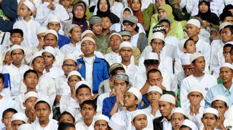 Polemik Di Balik IstiIah Islam Nusantara BBC Indonesia