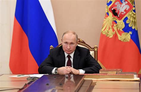 Kremlin Putin Won T Congratulate Biden Until Challenges End