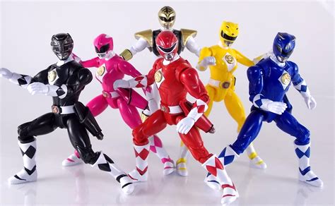 Playable in one or two player mode. Legacy Mighty Morphin Power Rangers Movie White Ranger ...
