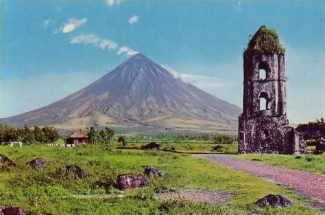 Mt Mayon EPuzzle Photo Puzzle