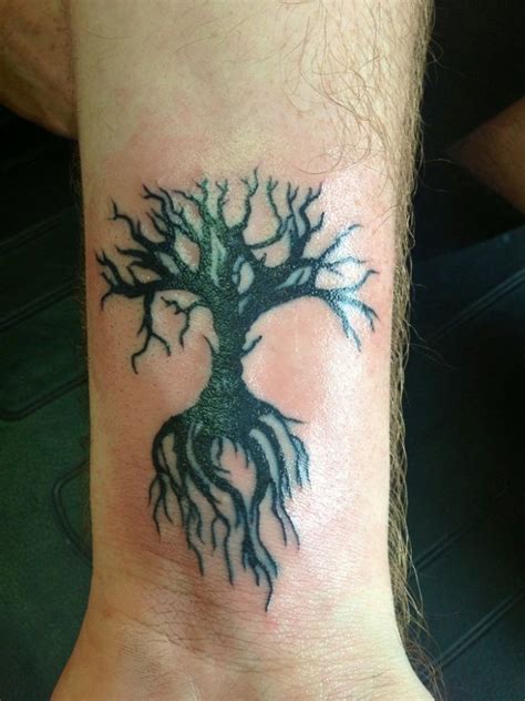 77 Attractive Tree Wrist Tattoos Design