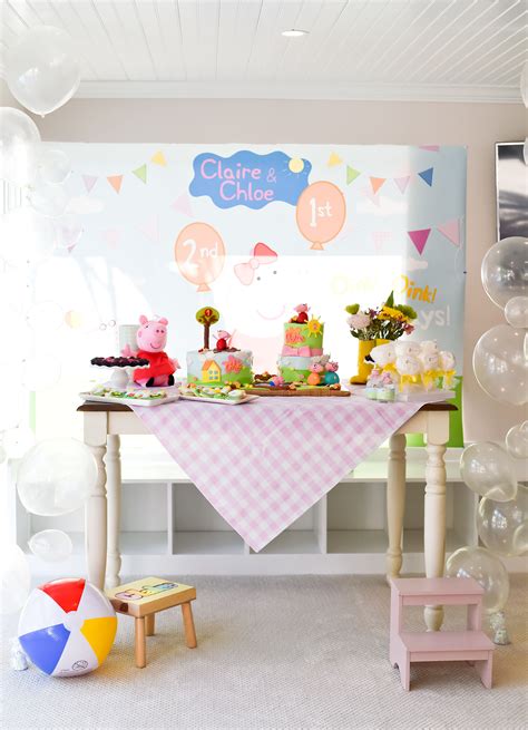 Claire And Chloes Peppa Pig Pool Party Cake Dessert Table Peppa Pig