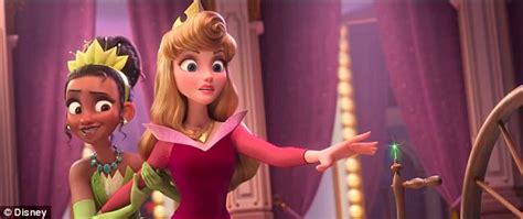 Disney Princesses Wearing Loungewear In New Ralph Breaks The Internet