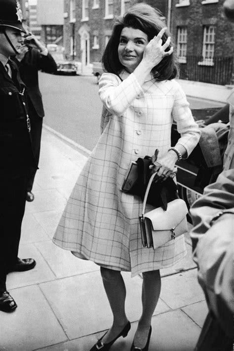 Pin On Jackie Kennedy Onassis A Woman Above Everything Else