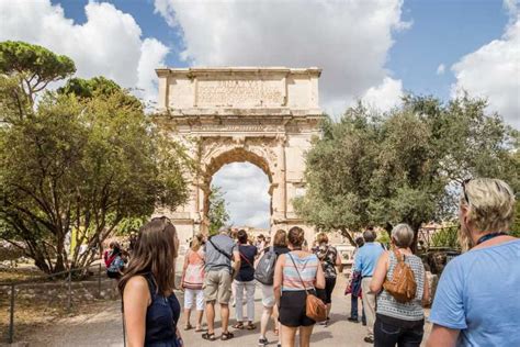 Colosseum Palatine Hill And Roman Forum Skip The Line Tour Getyourguide