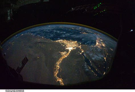 Constellation Watching From Earth Orbit Astro Bob