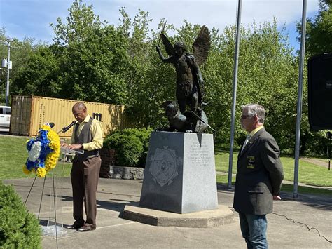 Hopkinsville Honors Fallen Officers During Peace Officers Memorial Day