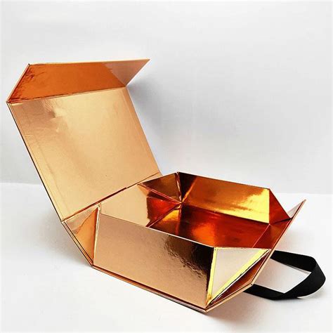 Gift boxes wholesale from cbp box is customized decorative boxes to make your products looks more luxury. China Cheap Bespoke Gift Box Luxury Gold Card Packaging ...