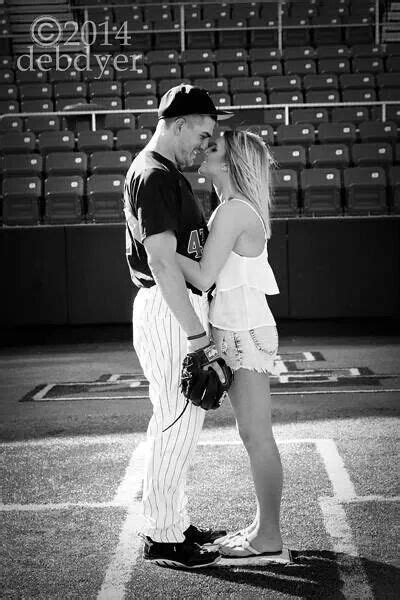 Baseball Couple Baseball Couples Relationship Pictures Cute Couples Goals