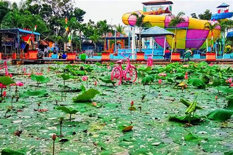 Terdapat beberapa wahana air yang bisa anda nikmati bersama keluarga, dari mulai water slide, kolam arus. Tarif Hotel Di Singapur Land Batu Bara. / Tarif Hotel Di Singapur Land Batu Bara. - Mariana Inn ...