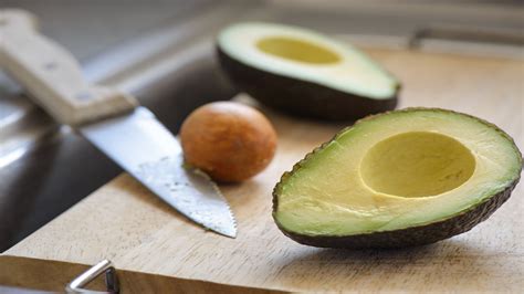 7 Things To Do With Avocado Pits