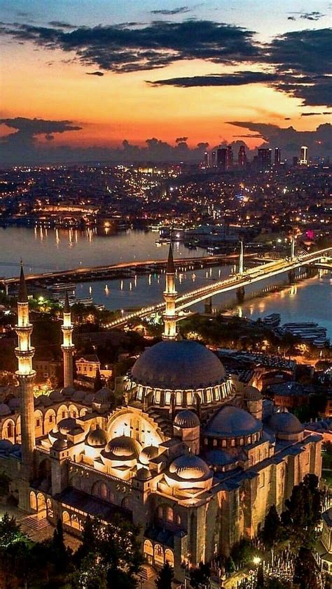 Por sus calles se respira arte y cultura. Estambul Turquía 🌙 | Estambul turquía, Estambul, Mezquitas ...