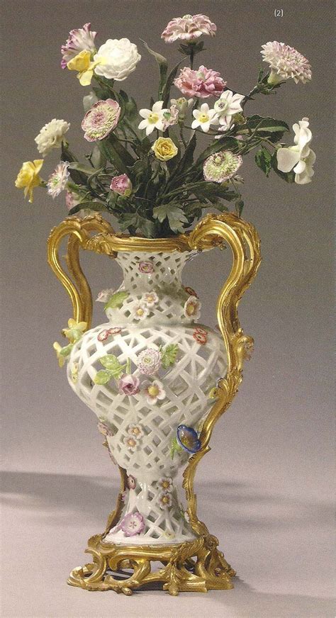 Meissen pierced baluster form potpourri vase c1750 Meißen porzellan