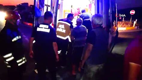 Konya da iki otomobil kavşakta çarpıştı 4 yaralı Dailymotion Video