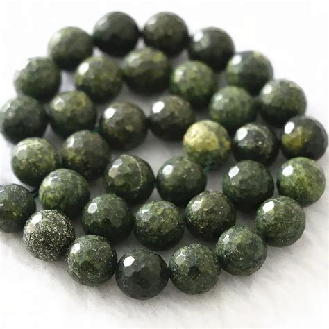 Natural Dark Green Stone 10mm Fashion Faceted Round Stone Classcial