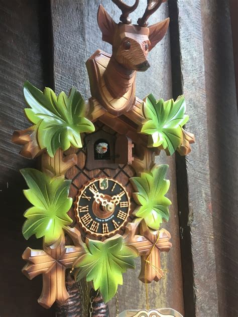 Carved 1 Day 5 Leaf With Deer Head Coloured 30cm Cuckoo Clock By Hones
