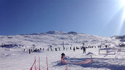 Tasmanias Ben Lomond Ski Field Ends Season On A High Abc News