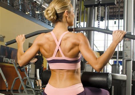 Use The Lat Pulldown Machine Correctly With These Tips
