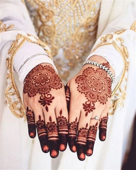 35 Most Beautiful And Creative Henna Designs For Girls