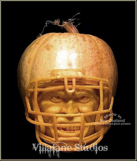 Incredible And Freaky Pumpkin Carvings