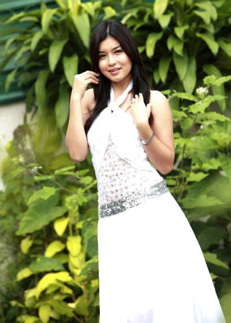 Moekyashweko Beautiful Girls Melody Myanmar မယ္လိုဒီ