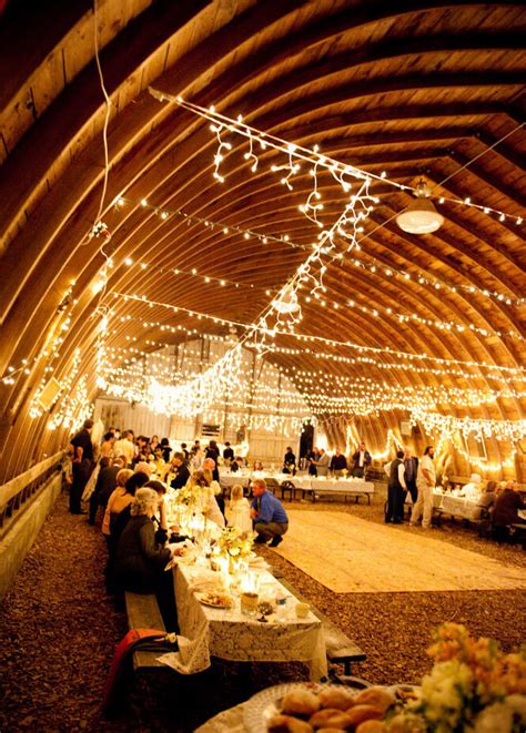 The pictures on her website dont even to begin to do it justice! A Peak Inside a Rustic Barn Wedding