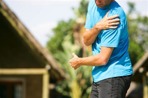 Pain In Left Arm Possible Causes Other Symptoms And
