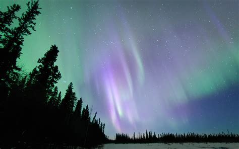 Purple Swirl Aurora Borealis Northern Lights Over Interi Flickr