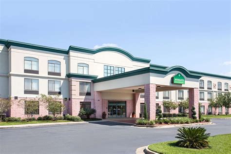 Wingate By Wyndham Hotel Springhill Plaza Mobile Al See Discounts
