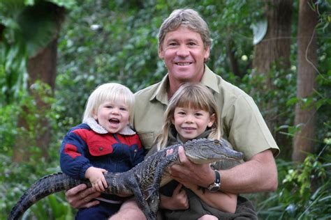 Bindi Irwin Says Becoming A Mom Without Steve Irwin Is Devastating