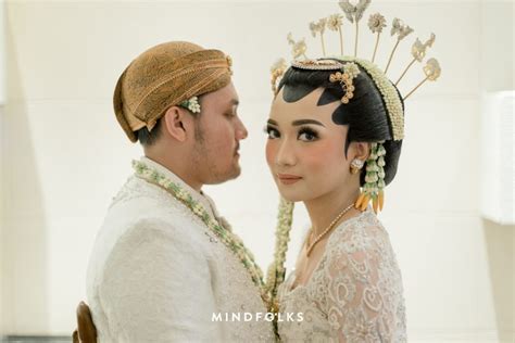 Perbedaan Paes Yogyakarta Dan Solo How To Pernikahan Adat The Bride Dept