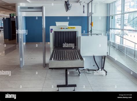 Airport Security Metal Detector Scanner Stock Photo Alamy