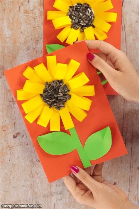 Paper Loops Sunflower Craft With Seeds Sunflower Crafts Easy