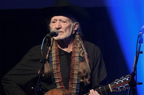 Willie Nelson Cancels Tour Due To ‘breathing Problem