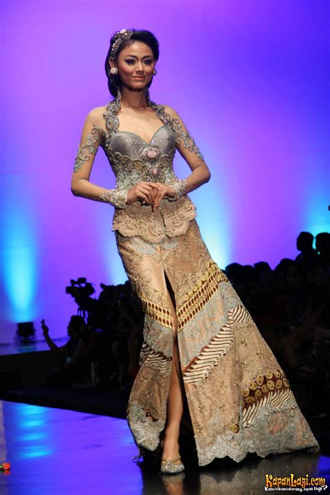 Model Kebaya Batik Anne Avantie Terbaru 4 Gambar Pengantin