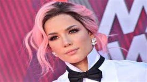 Halsey Net Worth Currentdate Formatf Y Earnings Biography