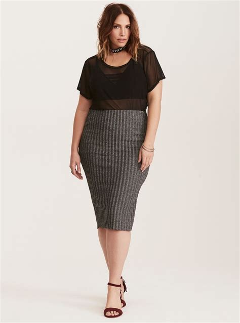 Skirting The Issue 20 Must Have Plus Size Pencil Skirts Vintage And Curvy Plus Size Pencil
