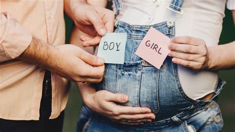 Why This Dad Deliberately Ruined His Wife S Gender Reveal Plans Oversixty