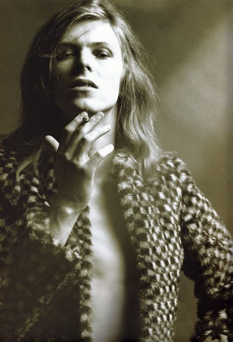 David bowie in paris in 1976. Coco Doucet: Music and fashion (5): David Bowie