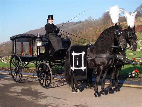 Horse Drawn Funerals Horses Pictures With Horses Horse Drawn