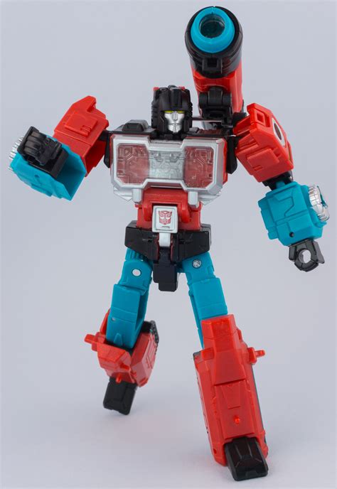 Фигурка трансформеры война за кибертрон делюкс айронхайд transformers e3538. TFW2005's Titans Return Perceptor Gallery Now Online ...
