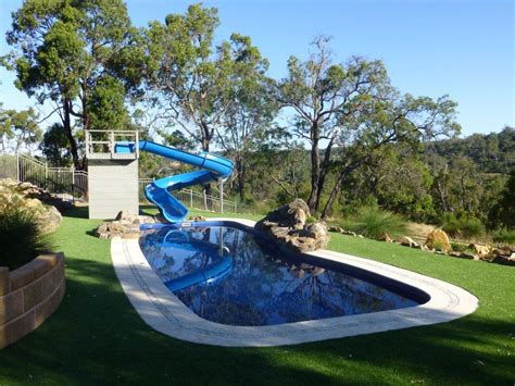 Domestic Water Slides - Australian Waterslides & Leisure
