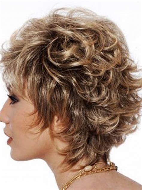 15 Best Shaggy Hairstyles For Thick Curly Hair
