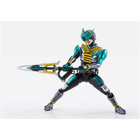 To transform, unlike the other belts, he would use a voice commander to activate the belt. S.H.Figuarts (SHINKOCCHOUSEIHOU) MASKED RIDER ZERONOS ...