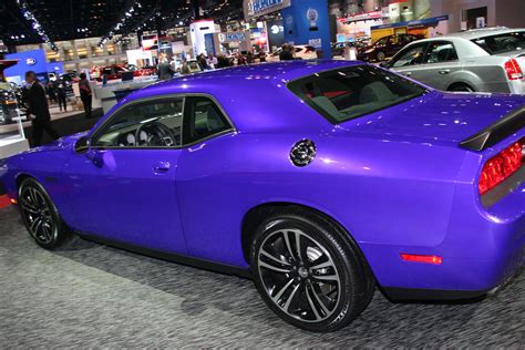 Page 1 challenger includes srt8 user guide. 2013 Dodge Challenger SRT8 | New exterior colors for the ...
