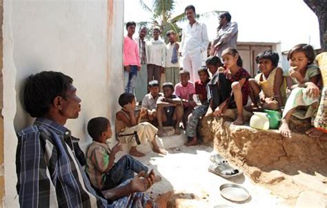 Video Man With Bizarre Eating Disorder Eats Three Kilos Of Bricks