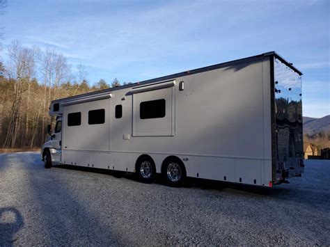 2017 Renegade Classic 48 With Garage Class C Rv For Sale By Owner In