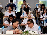 鄧炳強率領保安局青年領袖考察北京 參訪微博 - 新浪香港