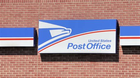 Postmaster General Makes 292000 As Post Office Falls Apart 247